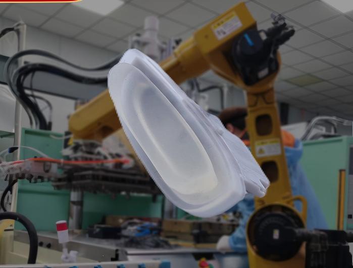 液态硅胶在防水包胶件中的应用有何优势？